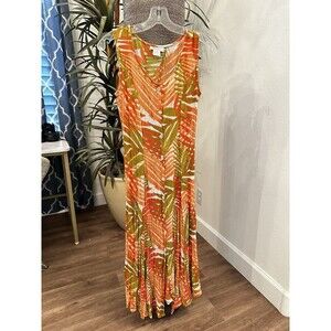 CW Classics Women’s Size Medium Long Maxi Dress Sleeveless‎ Flowy Flutter Bottom